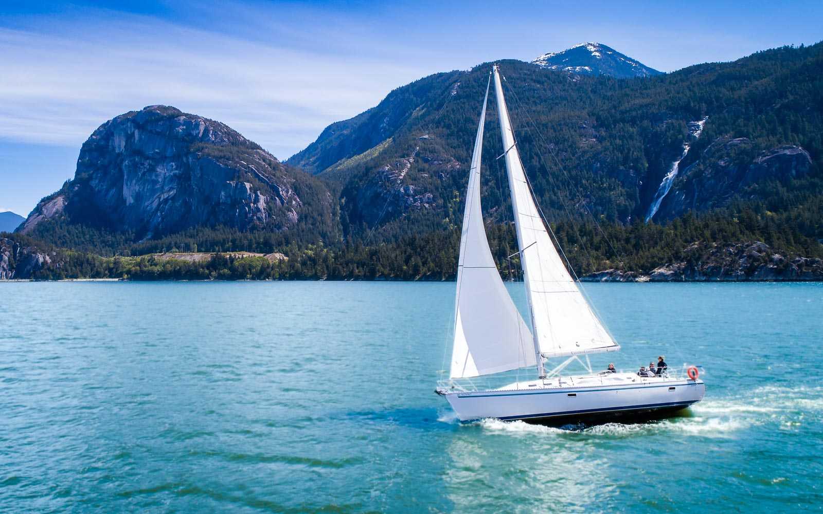 Sailing Tours in British Columbia